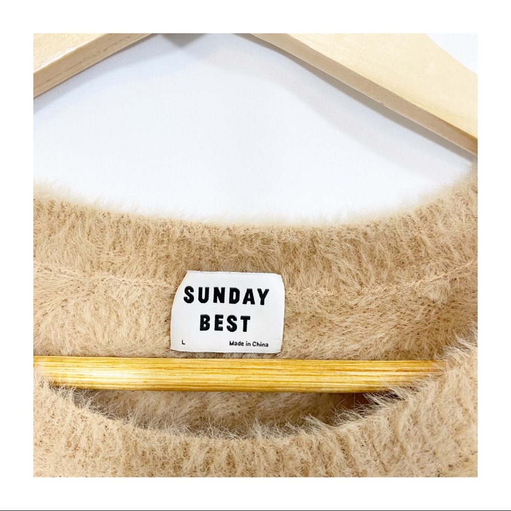 Aritzia Sunday Best Kitten Crewneck Eyelash Knit Fuzzy Pullover Sweater - Picture 9 of 11